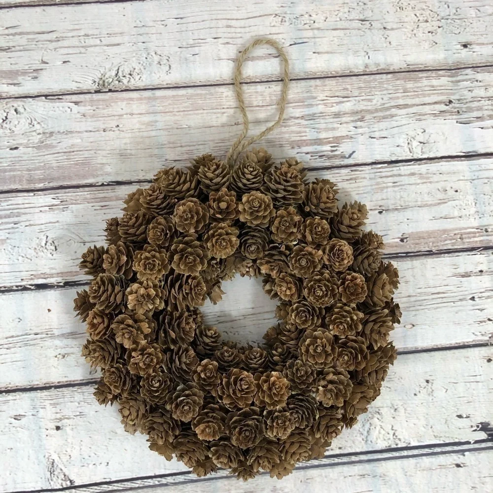 Small Rustic Pine Cone Wreath‎ Center Piece